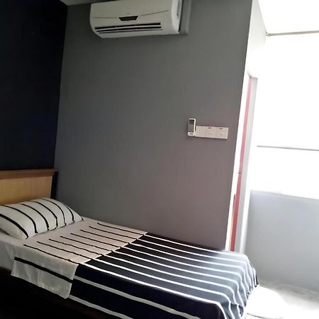 Koptel Budget Hotel Kuching Bagian luar foto