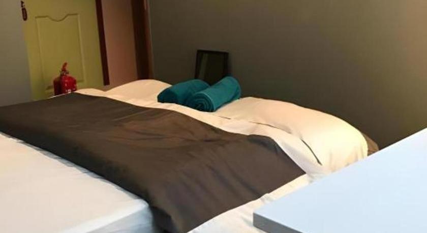 Koptel Budget Hotel Kuching Bagian luar foto