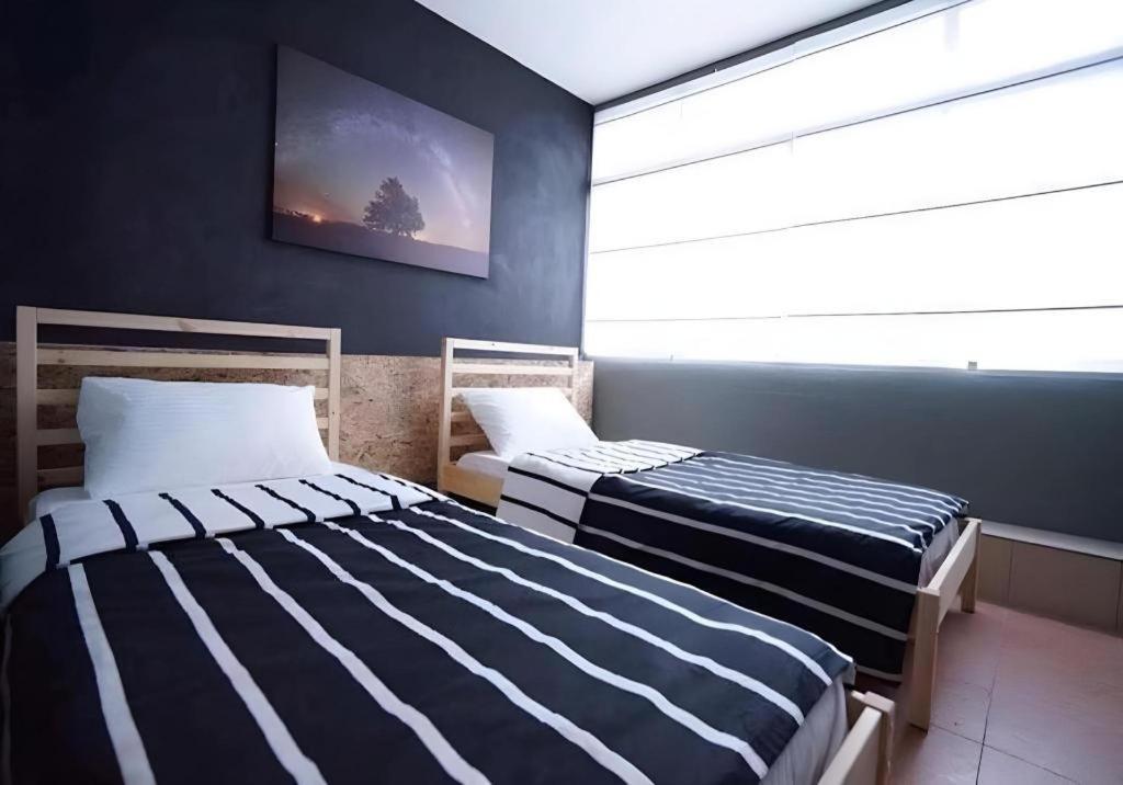 Koptel Budget Hotel Kuching Bagian luar foto