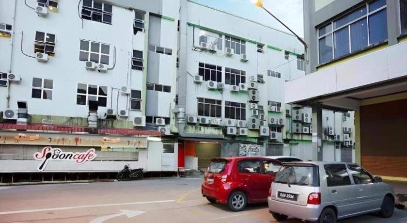 Koptel Budget Hotel Kuching Bagian luar foto