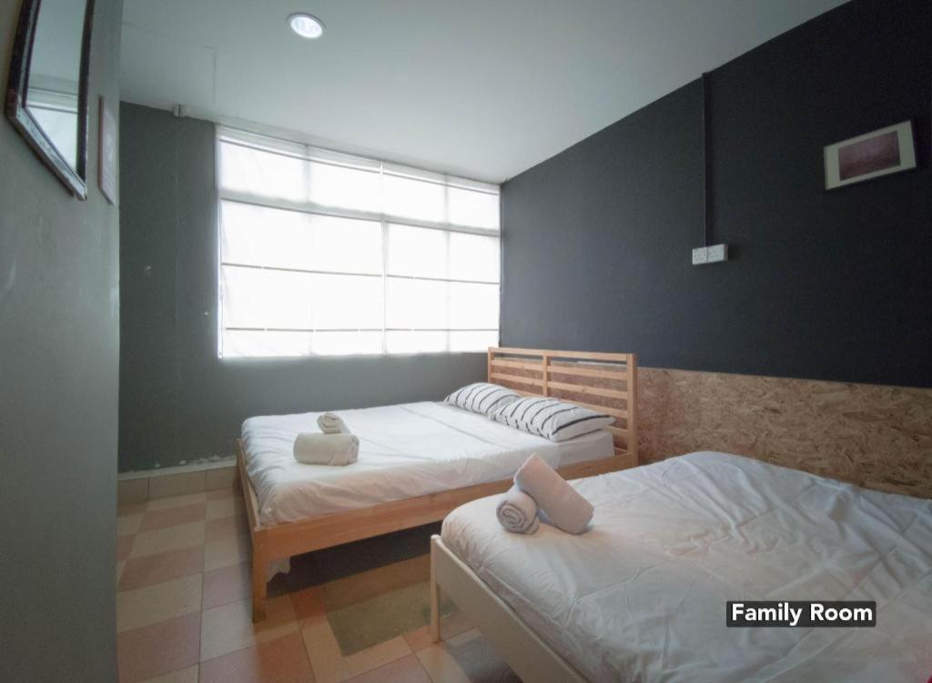 Koptel Budget Hotel Kuching Bagian luar foto