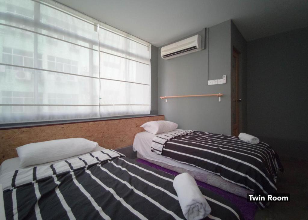 Koptel Budget Hotel Kuching Bagian luar foto