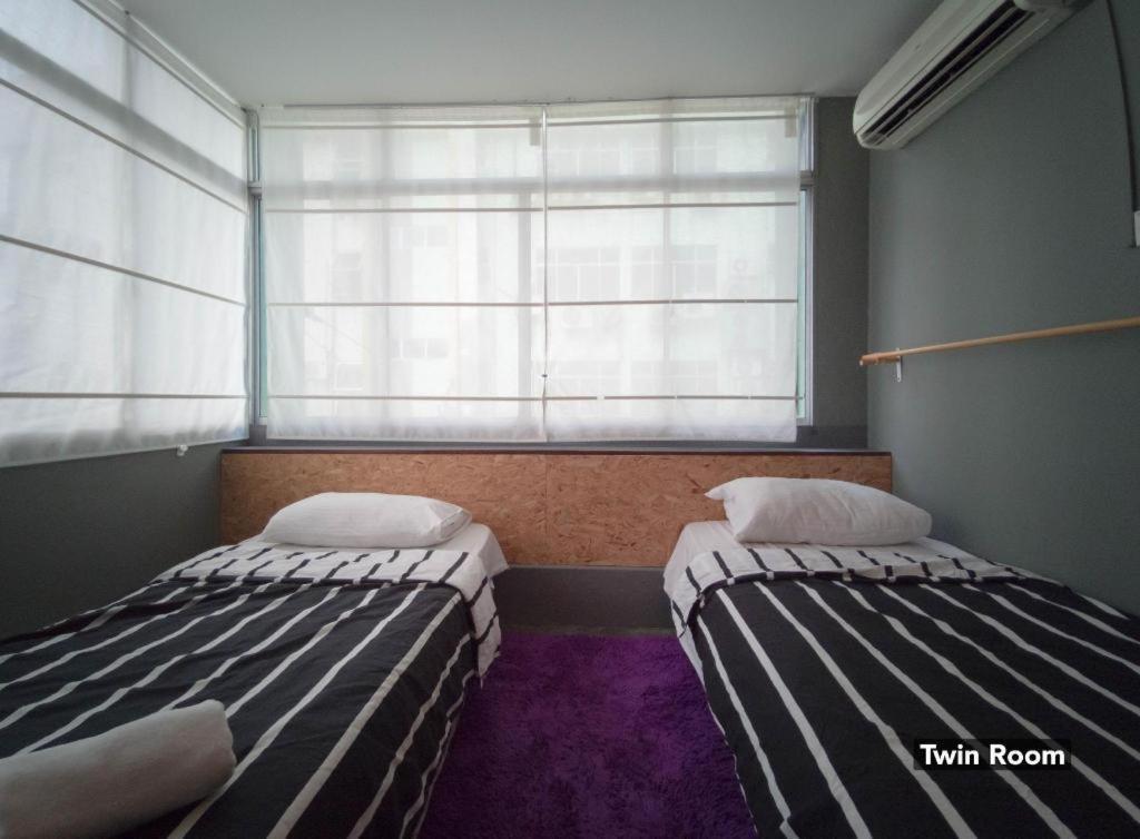 Koptel Budget Hotel Kuching Bagian luar foto
