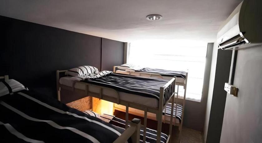 Koptel Budget Hotel Kuching Bagian luar foto