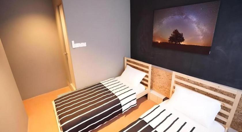 Koptel Budget Hotel Kuching Bagian luar foto