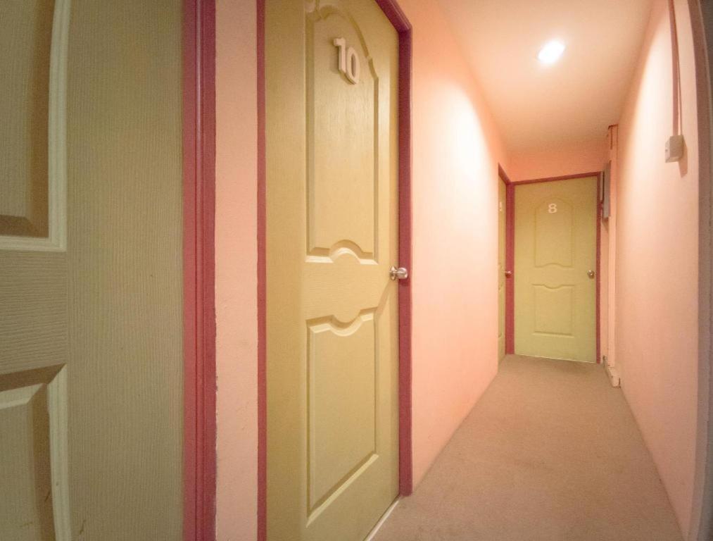 Koptel Budget Hotel Kuching Bagian luar foto
