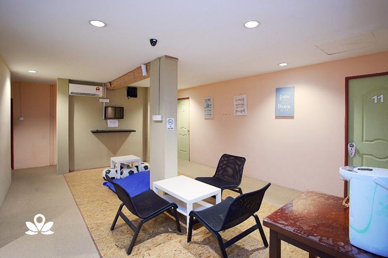 Koptel Budget Hotel Kuching Bagian luar foto